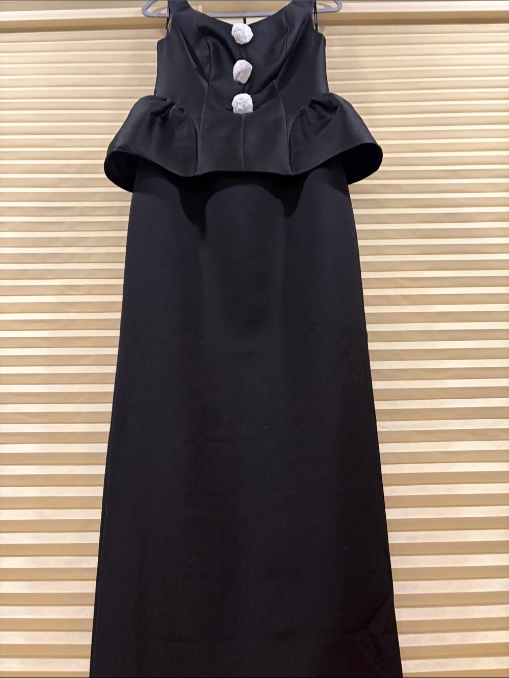 NWOT Roland Mouret Black Peplum Maxi Dress with Contrast Buttons, Size US 6 - Picture 5 of 14